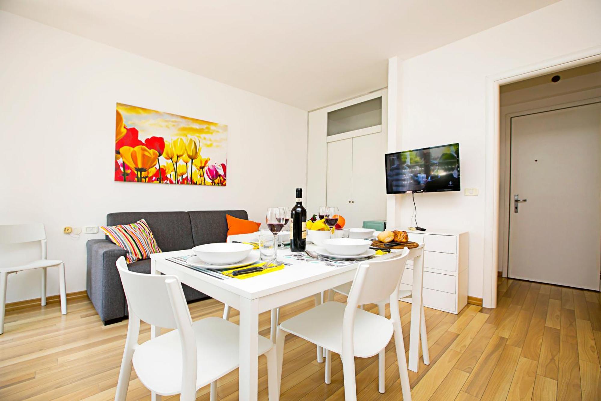 Riva Lago E Spiaggia Apartment 2 - Happy Rentals Exterior photo
